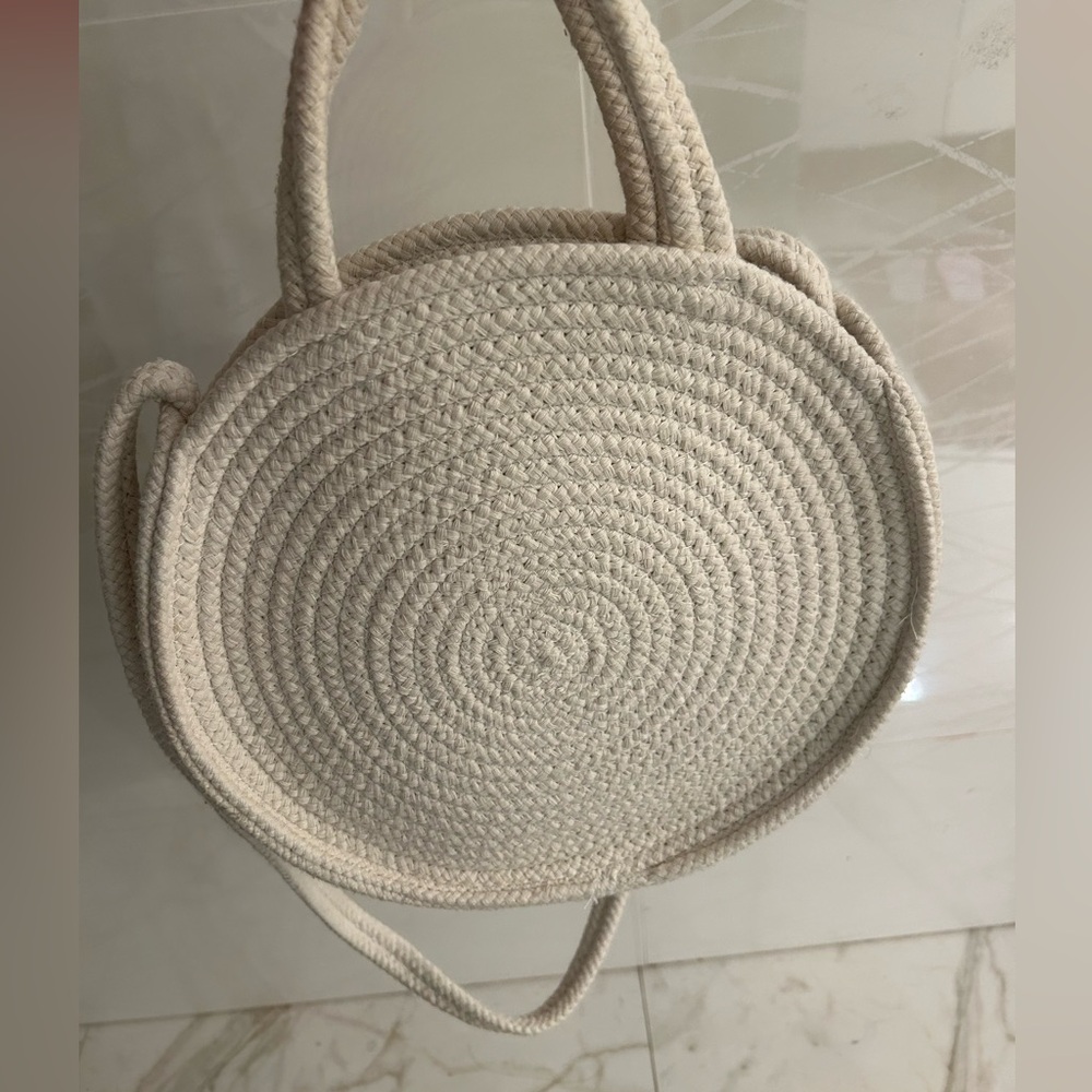 Primark Circle Woven Crossbody Purse🤍 - Picture 6 of 11